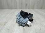 AUDI A4 A5 B8 Q3 Q5 Q7 ZAMEK DRZWI PRAWY TYŁ 8K0838016 - 1