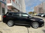 Mitsubishi Outlander 2.4 PHEV Intense - 4