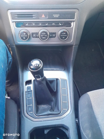 Volkswagen Golf Sportsvan 1.6 TDI BlueMotion Comfortline - 3