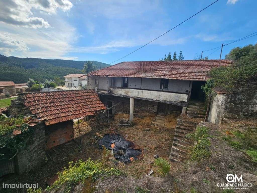 Uma casa por reinventar, 1.827 m² para sonhar, descubra este imóvel!-22