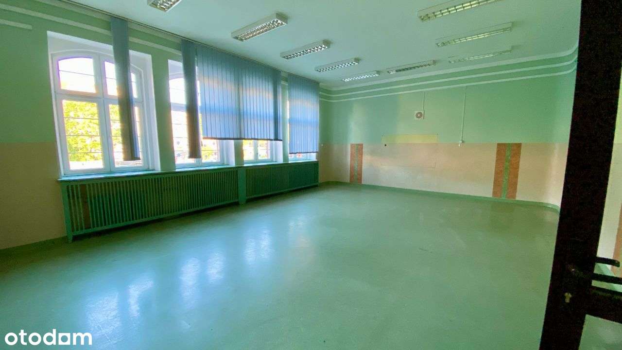 Nieruchomość idealna na szkołę, przychodnię, apartamenty-6