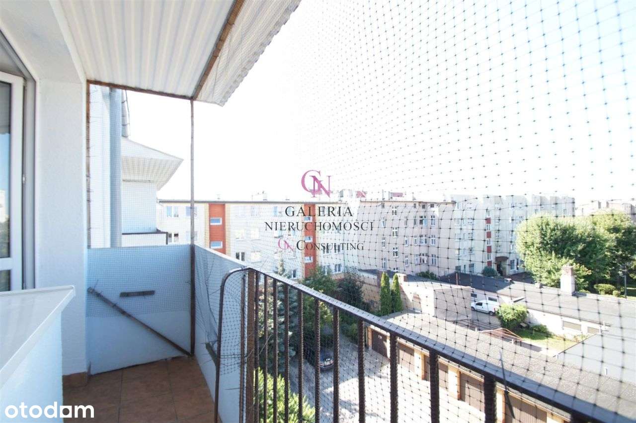 Kochanowskiego/Słowackiego, blisko Umk-3