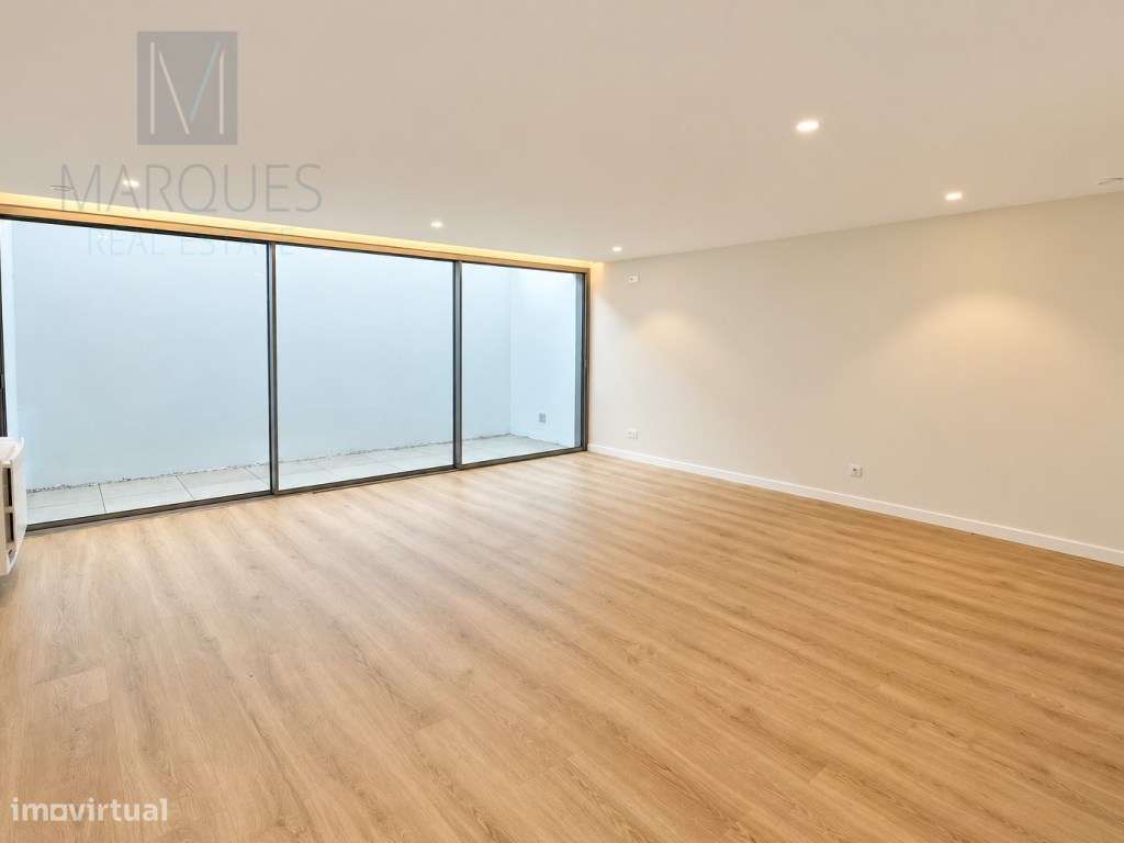 Moradia T5 de Luxo com Piscina Infinita | Verdizela-34