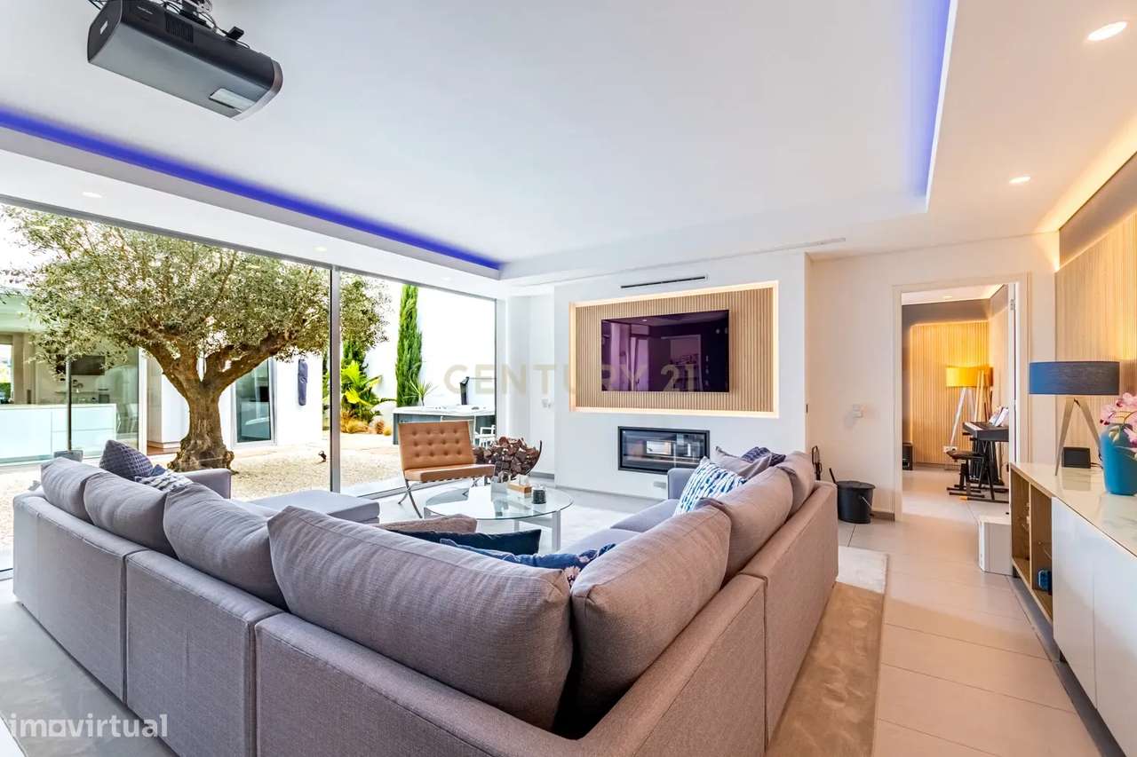 Pena Design Village | Moradia T4 com piscina aquecida a Arte de Viver-30