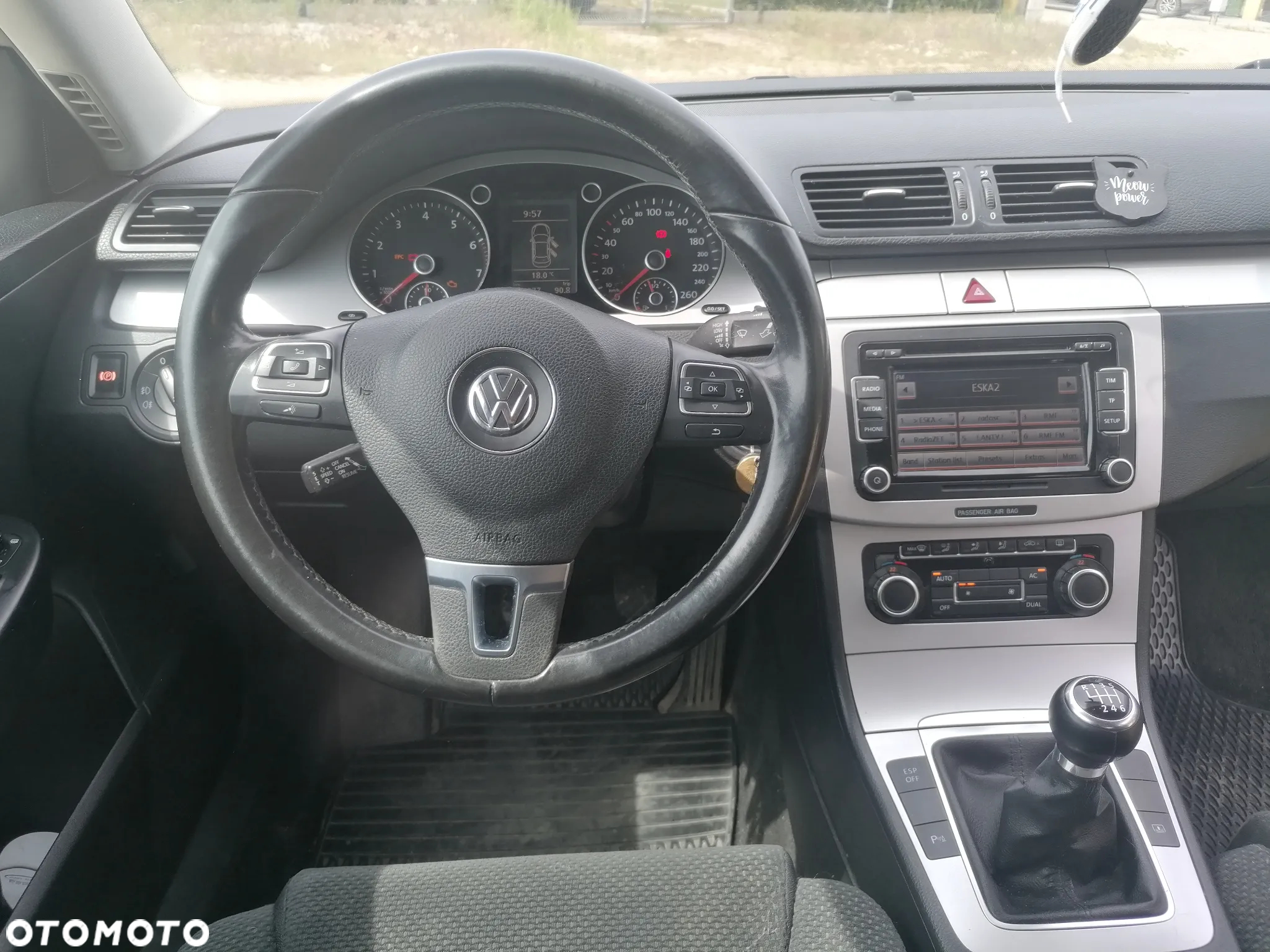 Volkswagen Passat 1.4 TSI Comfortline - 11