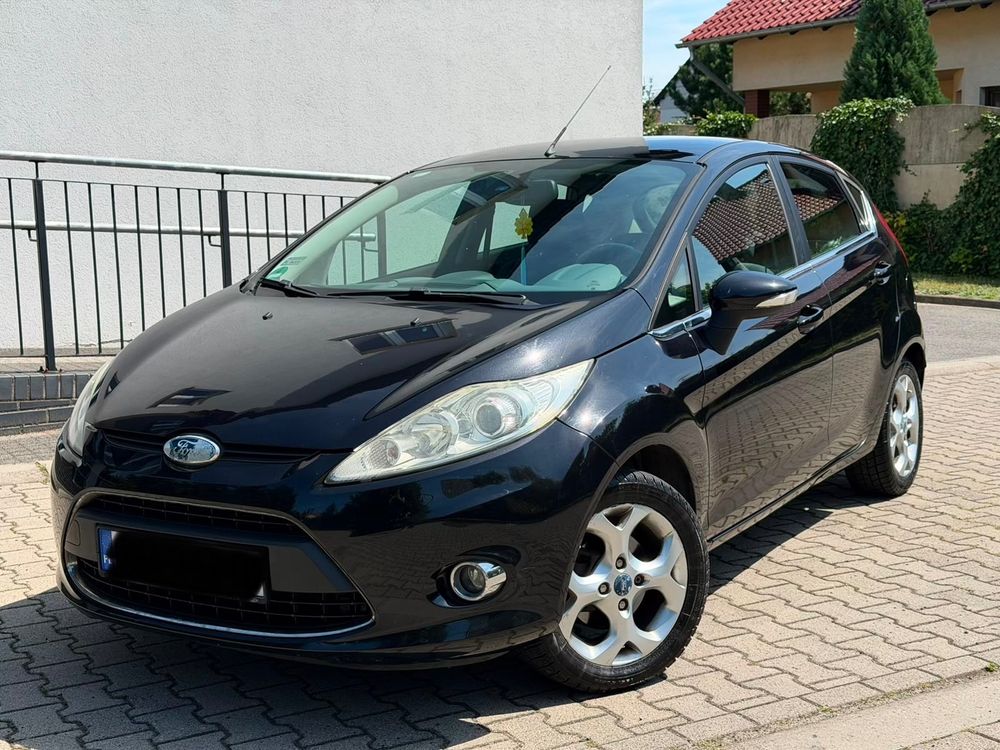 Ford Fiesta Mk7 (2008-) 1.25 Titanium 2010