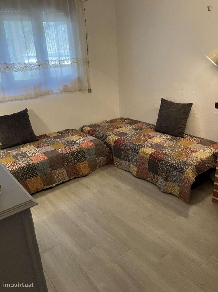 Estúdio - localizado em Alto de São João Coimbra - Grande imagem: 4/10