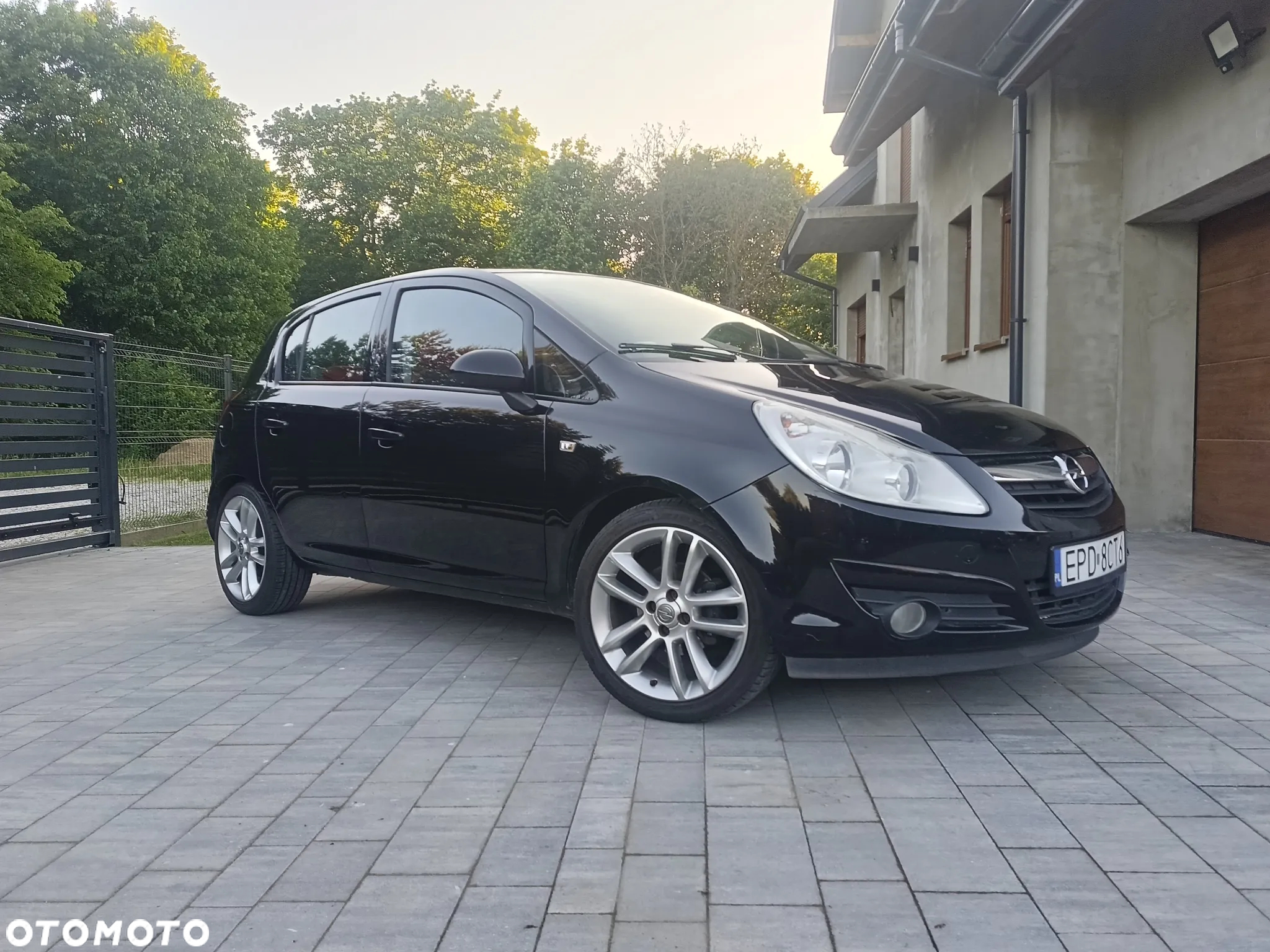 Opel Corsa 1.4 16V Cosmo - 7