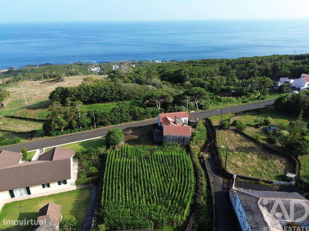 Moradia isolada T2 em Ribeiras de 89,13 m2 - Grande imagem: 2/10