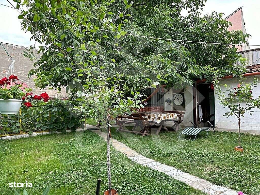 Casa individuala cu teren ultracentral in Oradea-3