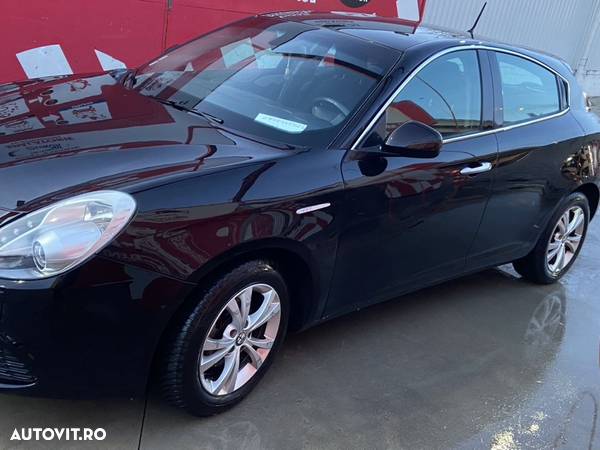 Alfa Romeo Giulietta 1.6 JTDM 16V Turismo - 26