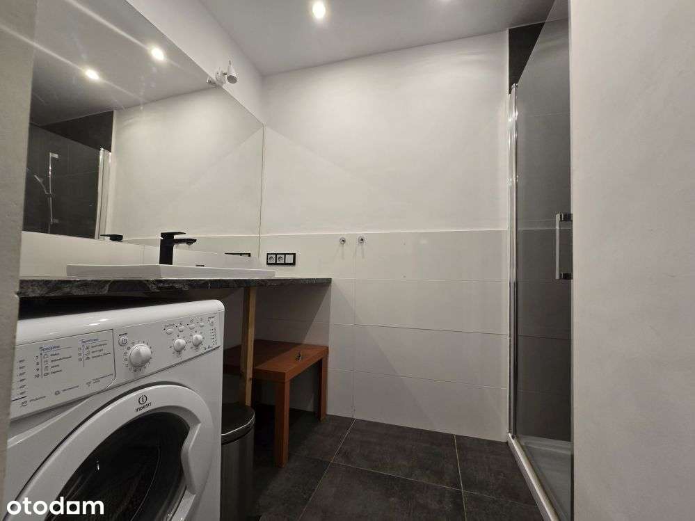 Centrum 4 pokoje,możliwość parkowania na-11