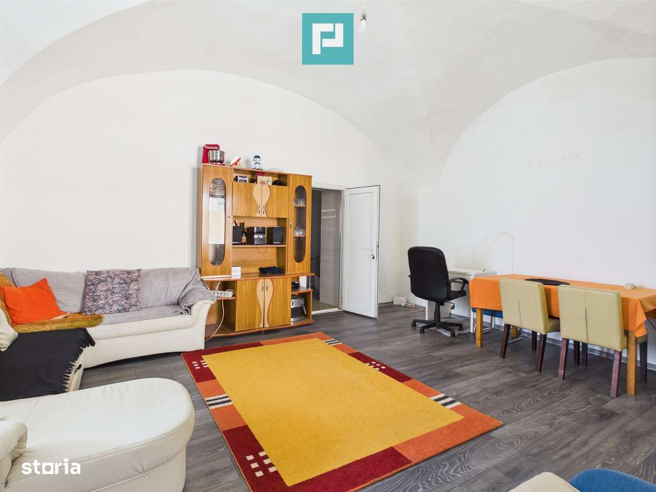 Casă cu 6 camere în zona Central - Imagine principală: 3/20