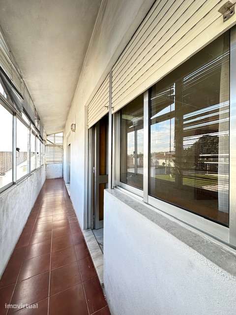 T3 em Rio Tinto de 3 frentes, próximo da estação de comboios...-4