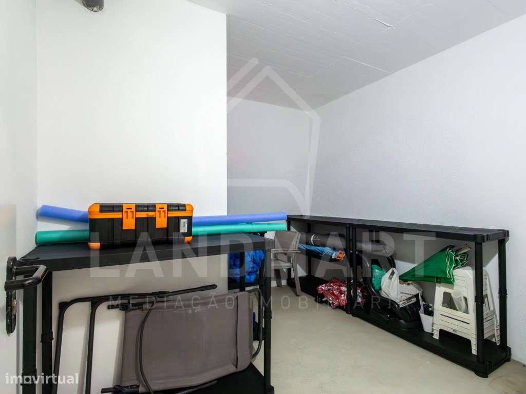 Apartamento T3 Duplex, Centro de Turquel-22