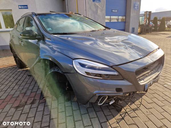 Volvo V40 - 5