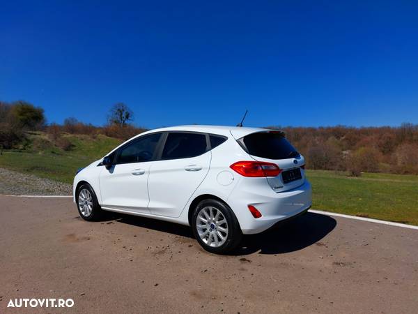 Ford Fiesta 1.1 S&S COOL&CONNECT - 10