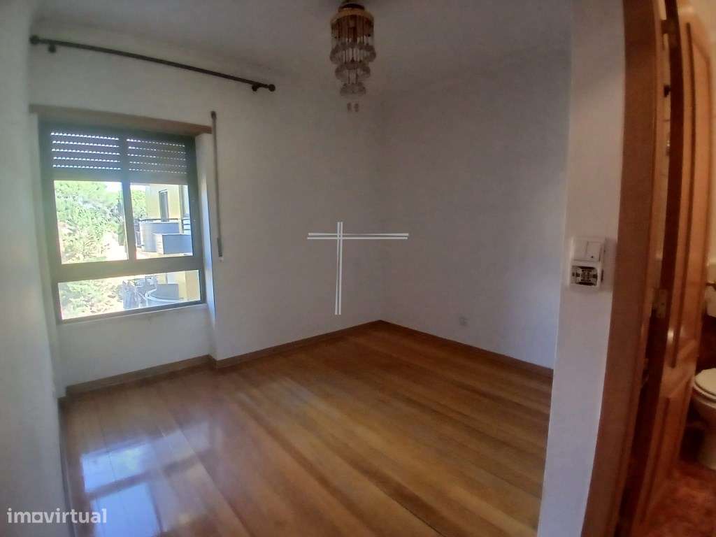 Apartamento T3, com varanda e arrecadação - Feijó-12