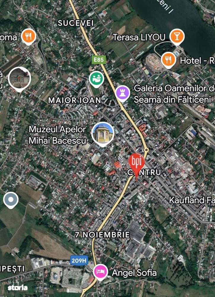 SE VINDE Spatiu ultracentral in Mun.Falticeni, pretabil pentru BIROURI - Imagine principală: 3/14