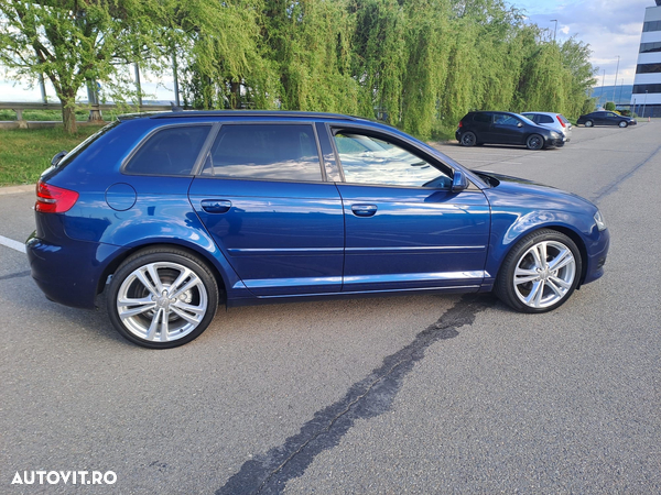 Audi A3 2.0 TDI Sportback DPF S tronic S line Sportpaket - 19