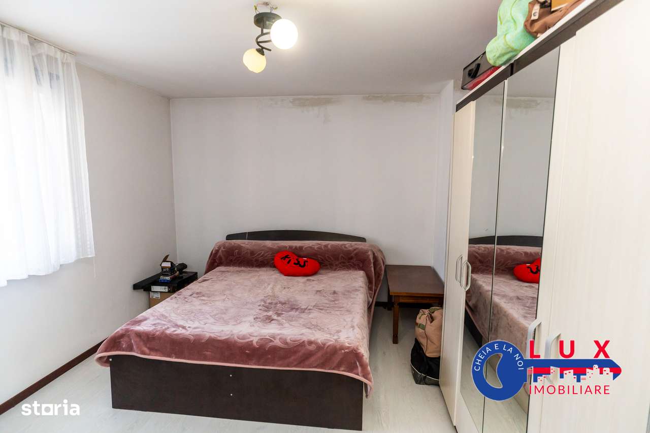 ID 6678 Vindem casa pe Strada Trandafirilor – ULTRACENTRAL-11