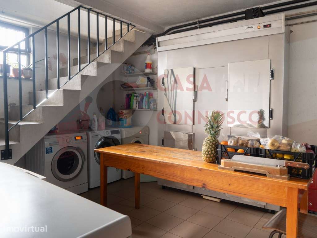 Imóvel Multifuncional com Elevado Potencial de Rentabilidade-33