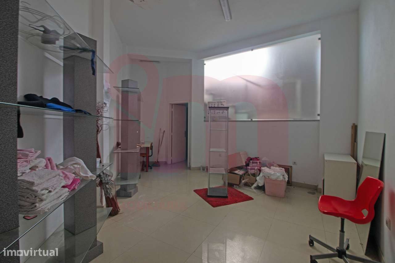 Loja  Venda em Negrelos (São Tomé),Santo Tirso-12