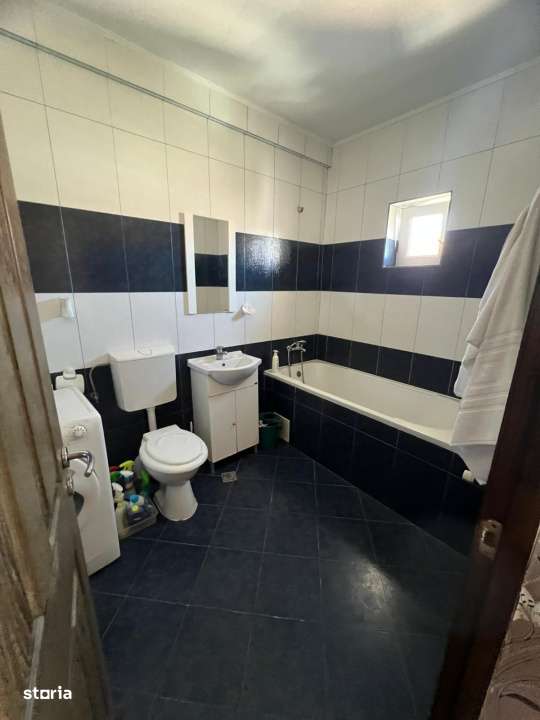 Apartament de vanzare 4 camere | 89 mp | Zona Vasile Aaron - Imagine principală: 5/8