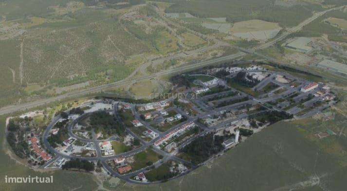 Terreno com Projeto Aprovado para Lar de Terceira Idade – Torres Vedra - Grande imagem: 2/42