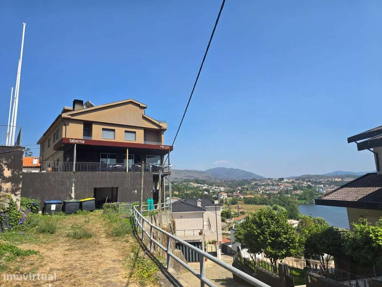 PORTUGAL • OPORTUNIDADE EXCLUSIVA DE INVESTIMENTO • VISTA PARA O RIO D - Grande imagem: 5/45