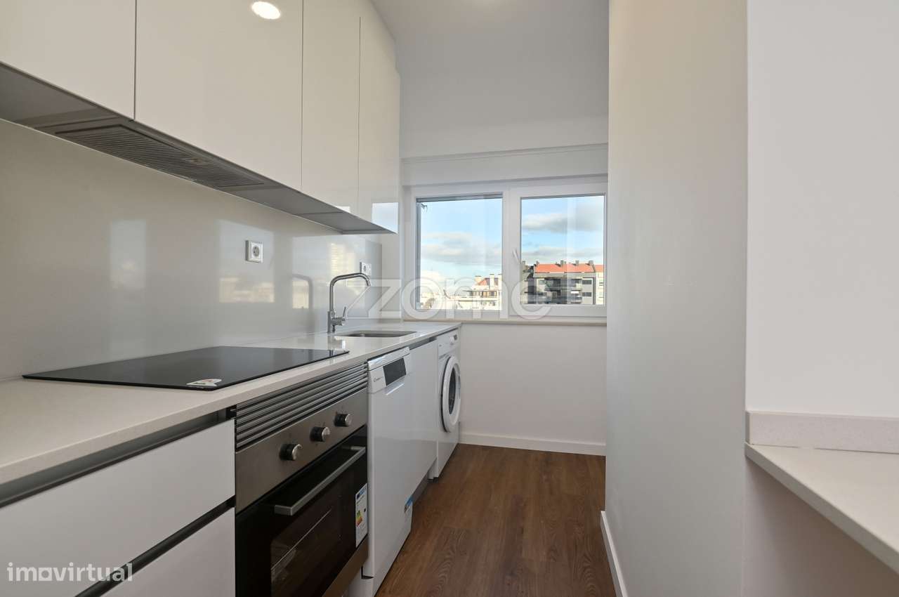 T1+1 remodelado, último andar, com terraço na Av. 5 Outubro | LISBOA - Grande imagem: 5/22