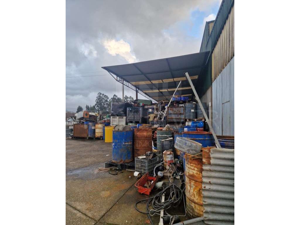 ARMAZÉM INDUSTRIAL DE RECICLAGEM - VILA NOVA DE CERVEIRA - Grande imagem: 5/11