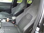 Volkswagen Golf VIII 1.5 eTSI EVO R-Line DSG - 12