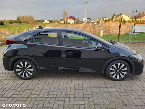 Honda Civic 1.8 Elegance (Honda Connect+) - 3