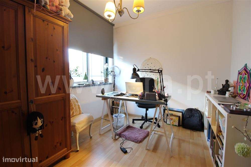 Moradia Geminada 4 quartos, Venda-23