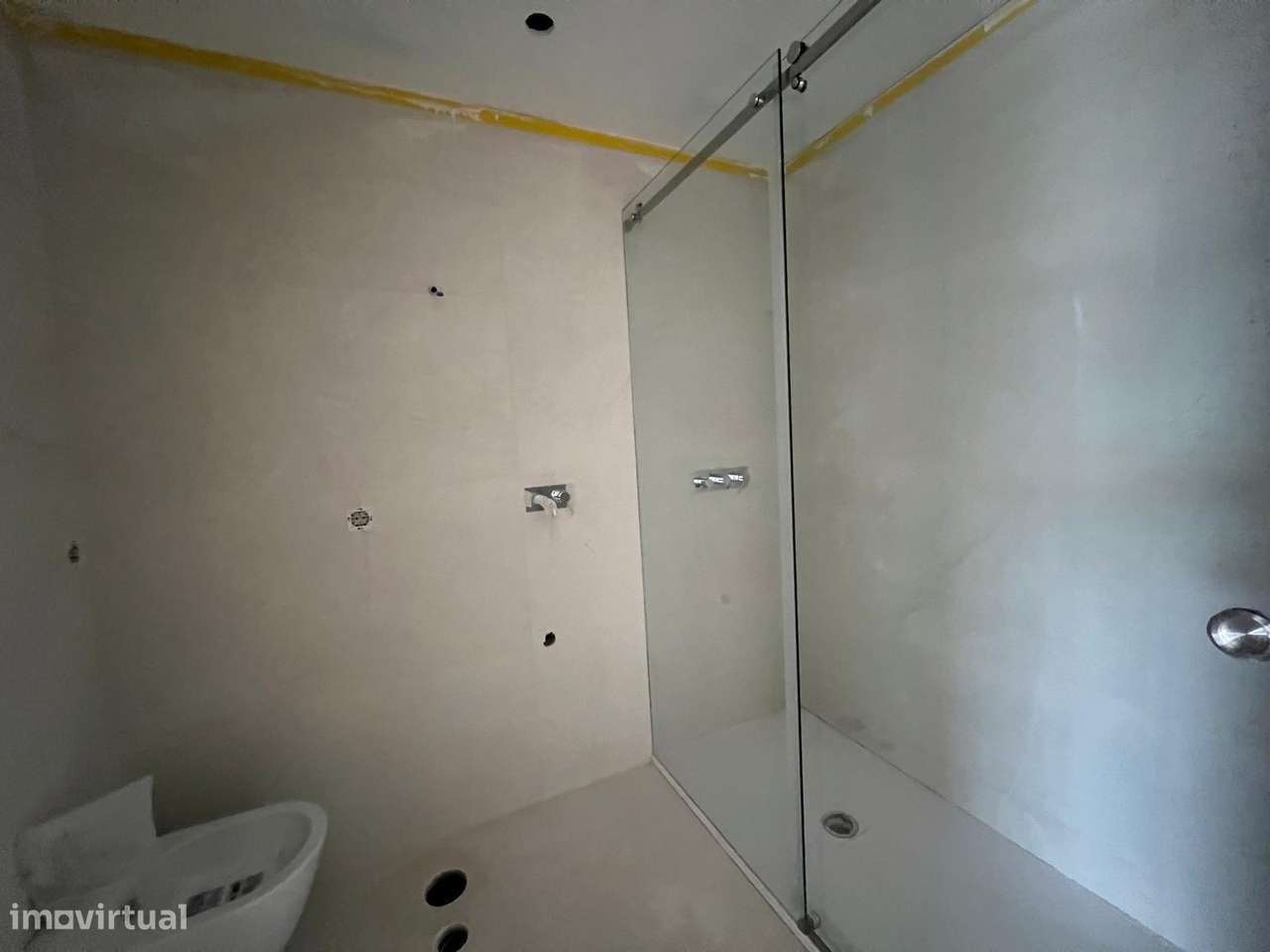 T2 NOVO com 2 Frentes, 2 Varandas (9,7m2), 2 frentes, lugar de garagem-34