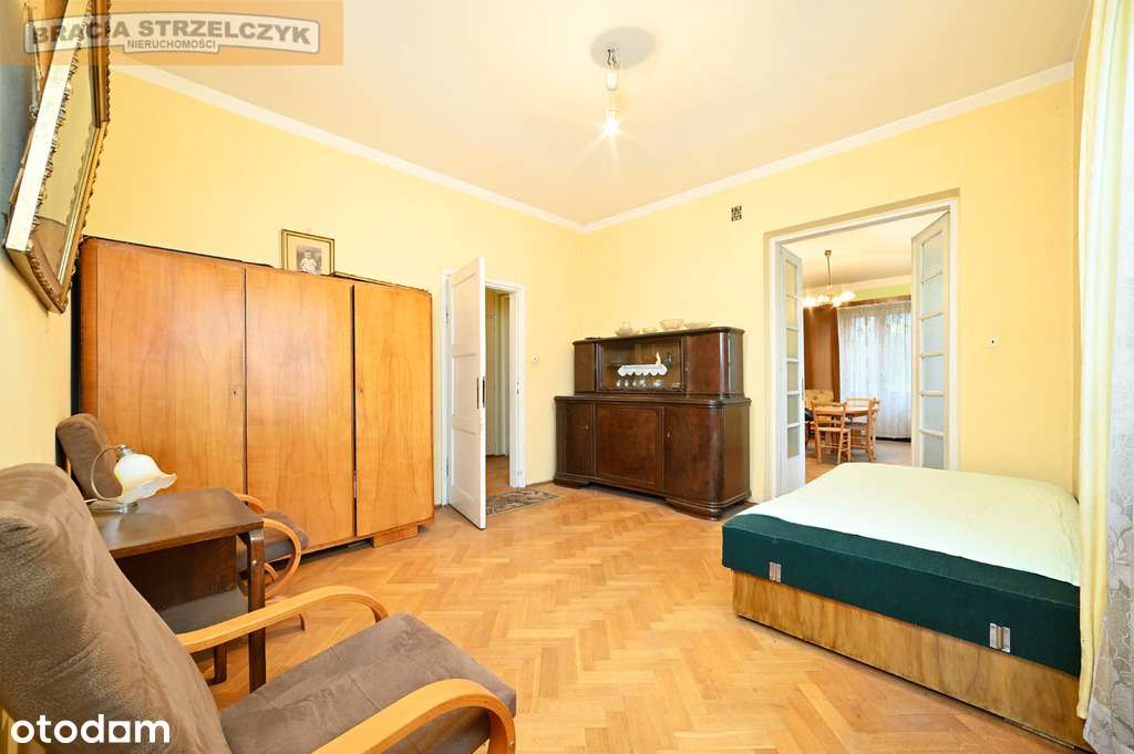 Przedwojenne mieszkanie 3,3 m wysokości-7