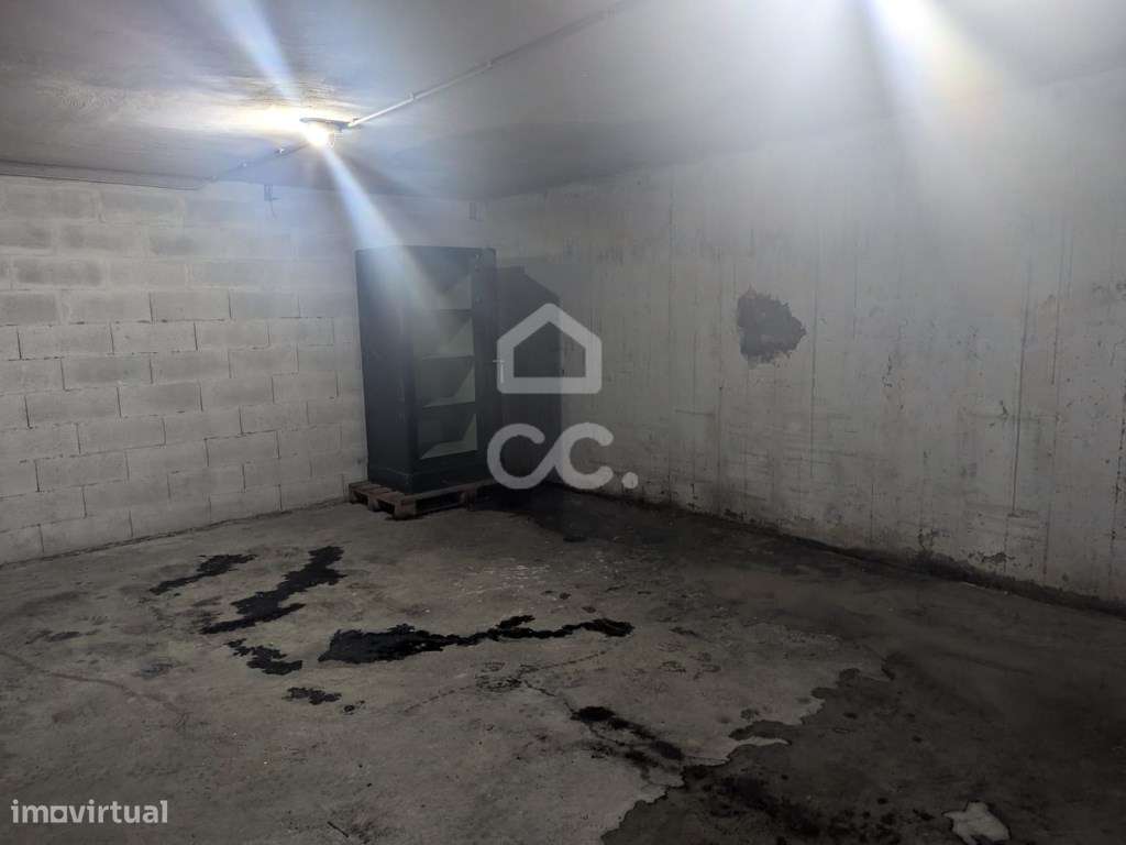 Garagem (box) para venda-11