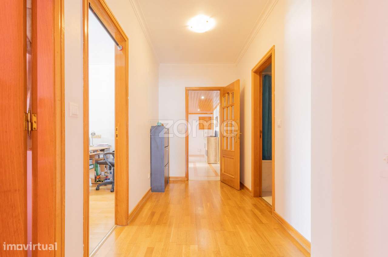 Apartamento T3 – Urbanização Parque dos Poetas - Grande imagem: 5/33