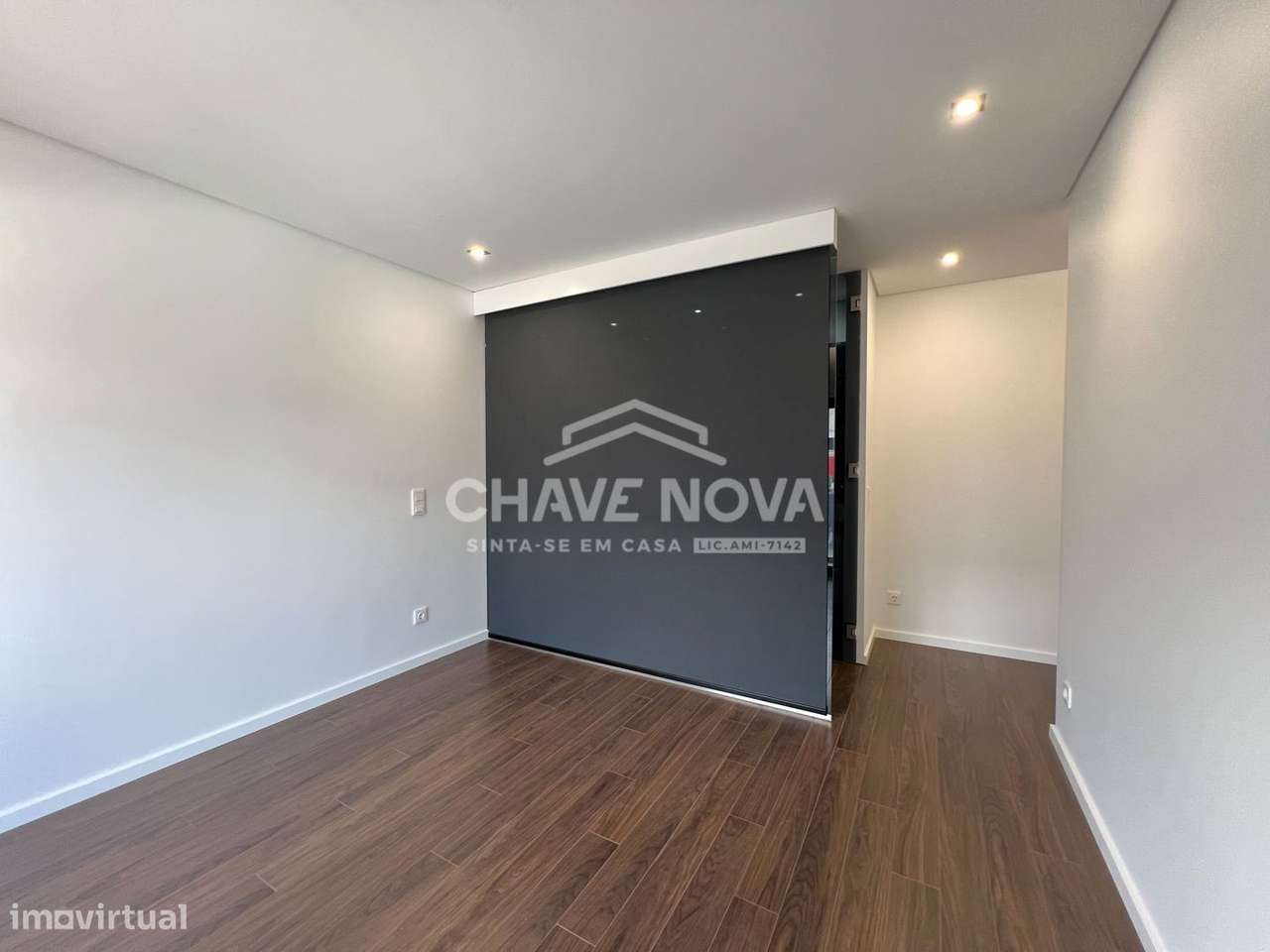 Apartamento T3 Novo  Ramalde - Porto-5