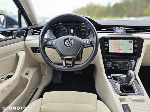 Volkswagen Passat 2.0 TSI BMT Highline DSG - 28