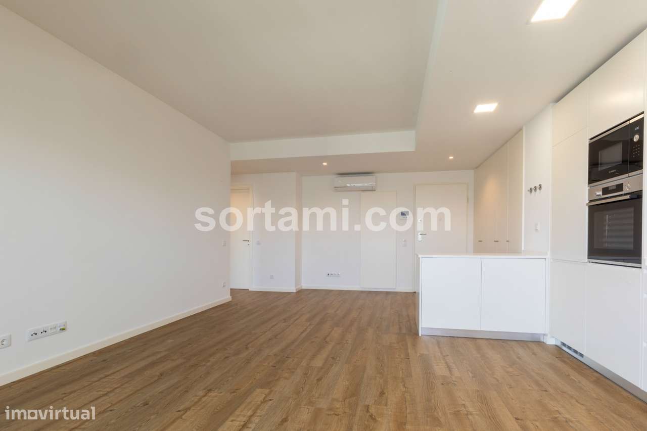 Apartamento T1 Venda em Faro (Sé e São Pedro),Faro - Grande imagem: 4/19