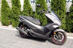 Honda PCX - 1