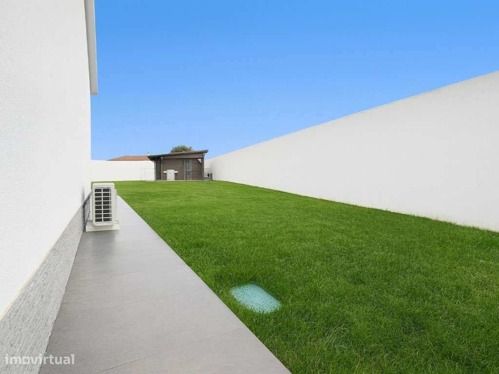 Exclusiva Moradia Térrea T3 | 2.000 m² | Piscina Aquecida | Anexo C...-28