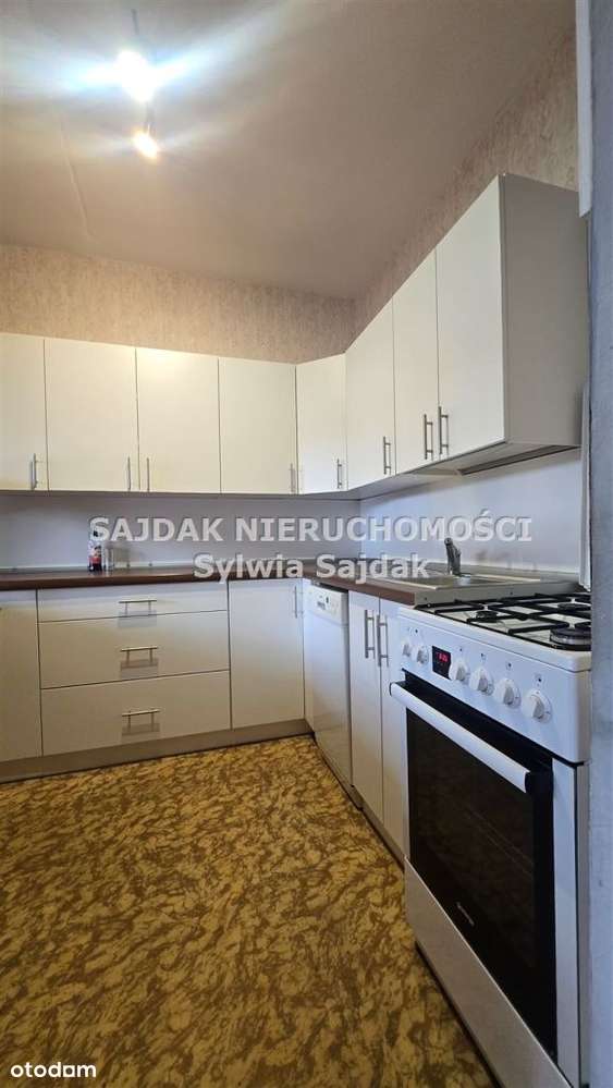 Trzy Pokoje Ul. Jasna*II Piętro-1