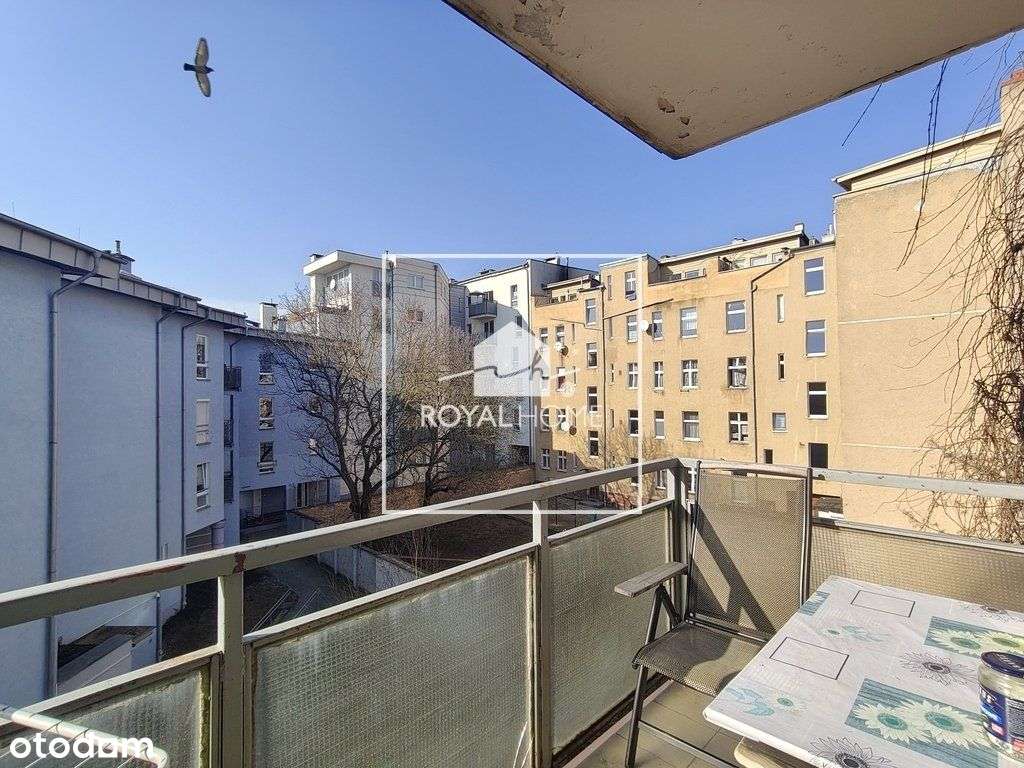 Super lokalizacja w centrum -3 pokoje z balkonem-3