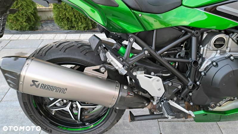 Kawasaki Ninja H2 SX - 6