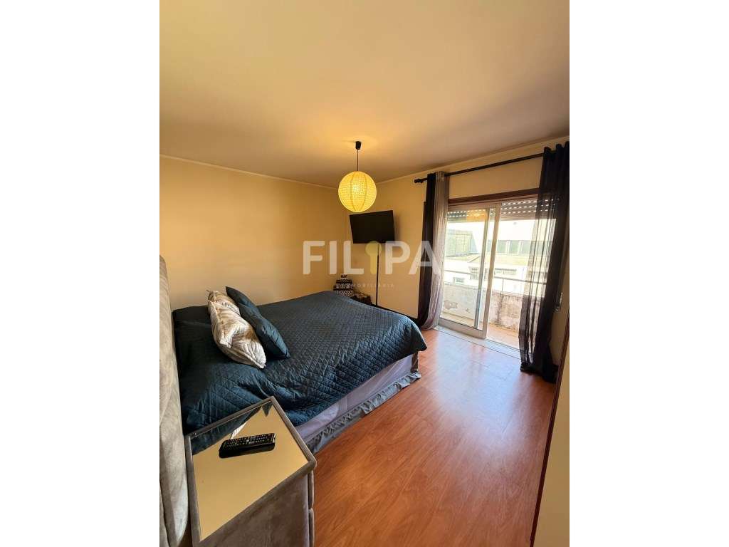 Excelente T2 em Valongo com varanda e garagem!-17