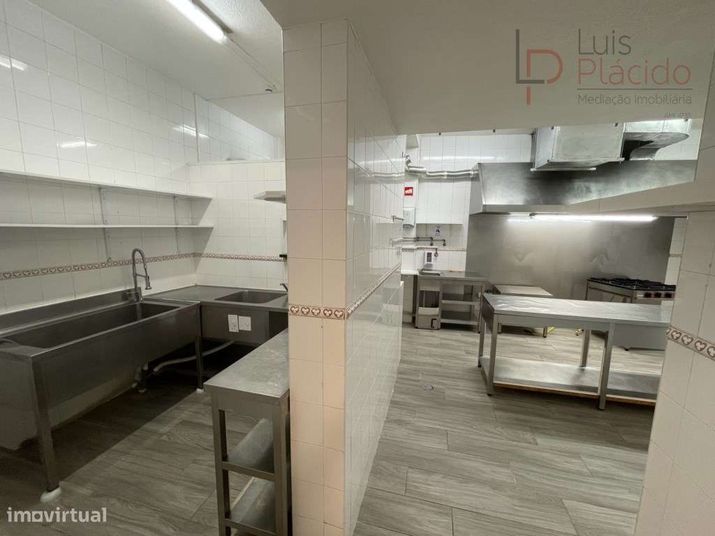 Restaurante no centro da cidade de Sines-12