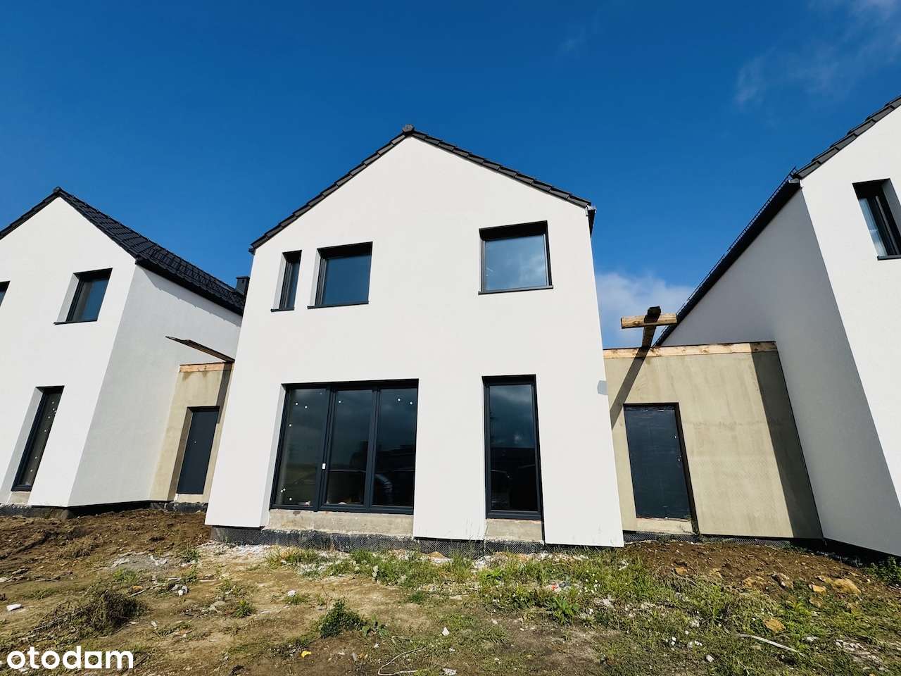 Nowy dom połączony tylko garażem z sąsiadem,TOP!!!-1